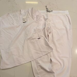 Figs Women's Scrub Top and Jogger Set in White